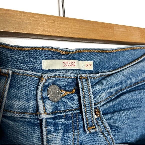 Levi’s | Blue Denim Mom Jeans - Picture 3 of 4